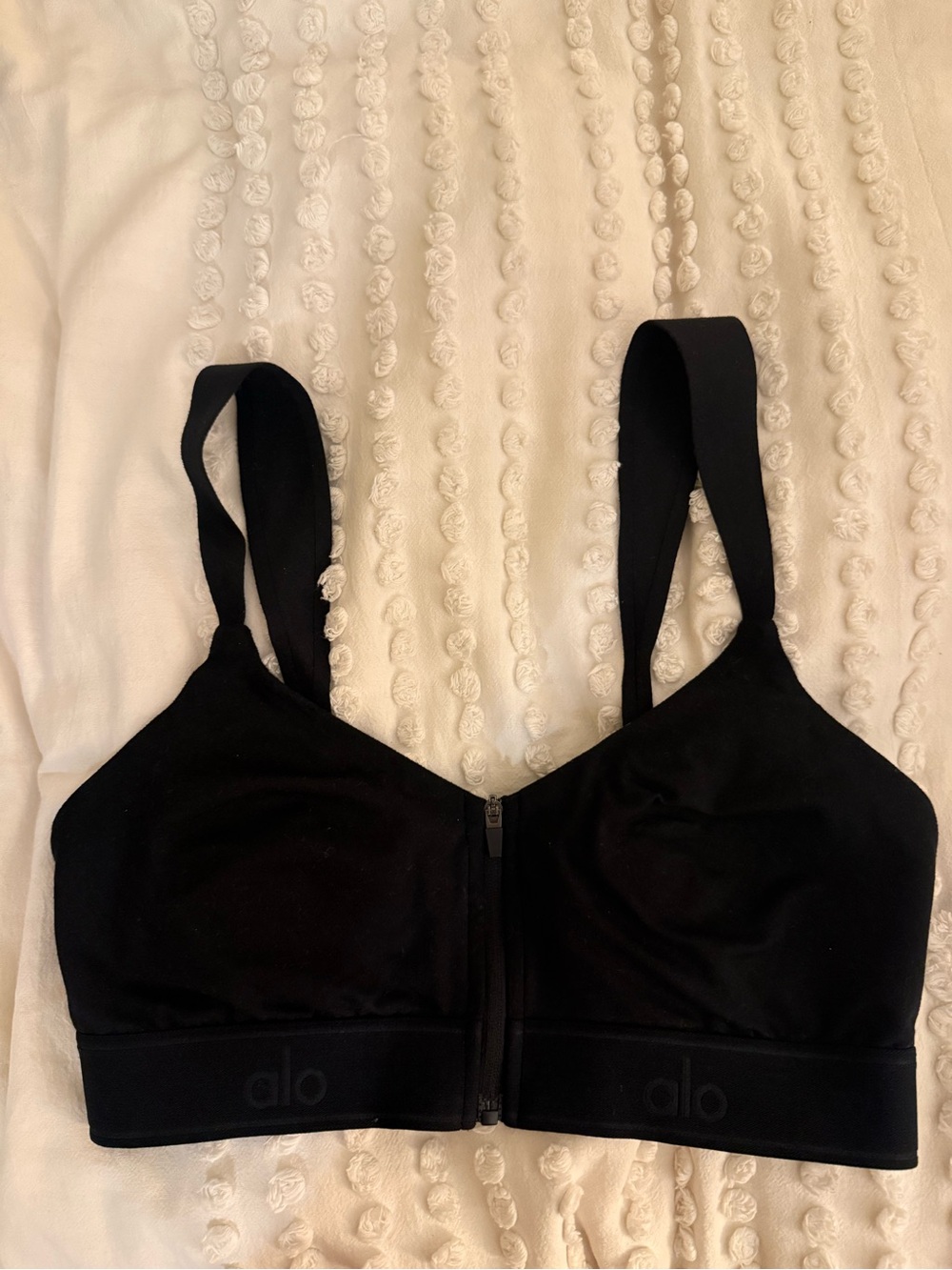 ALO Yoga Black Front-Zip Padded Sports Bra